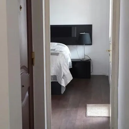2 Bedroom In Pueblo Evita Διαμέρισμα *